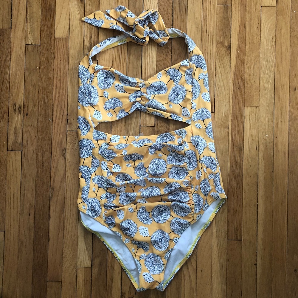Cupshe Swimsuit-size XL